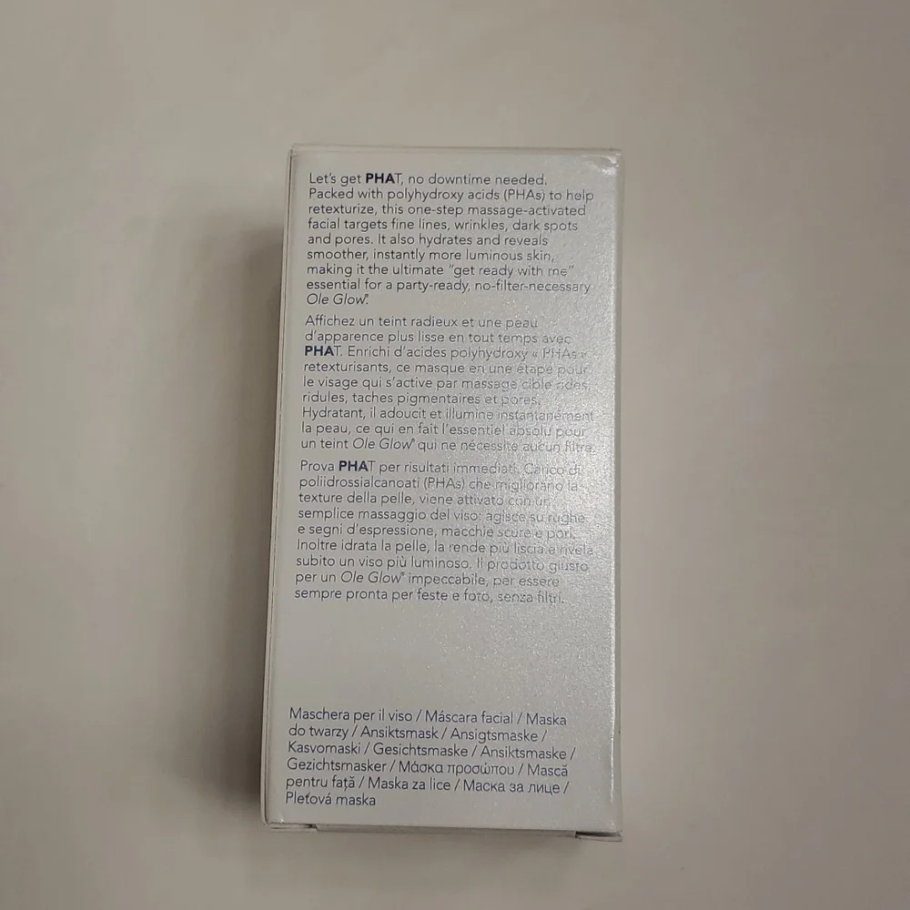 Ole Henriksen PHAT Glow Facial - Picture 2 of 3